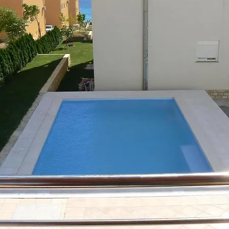 Family Friendly With A Swimming Pool Kozino, Zadar - 18121 Kožino